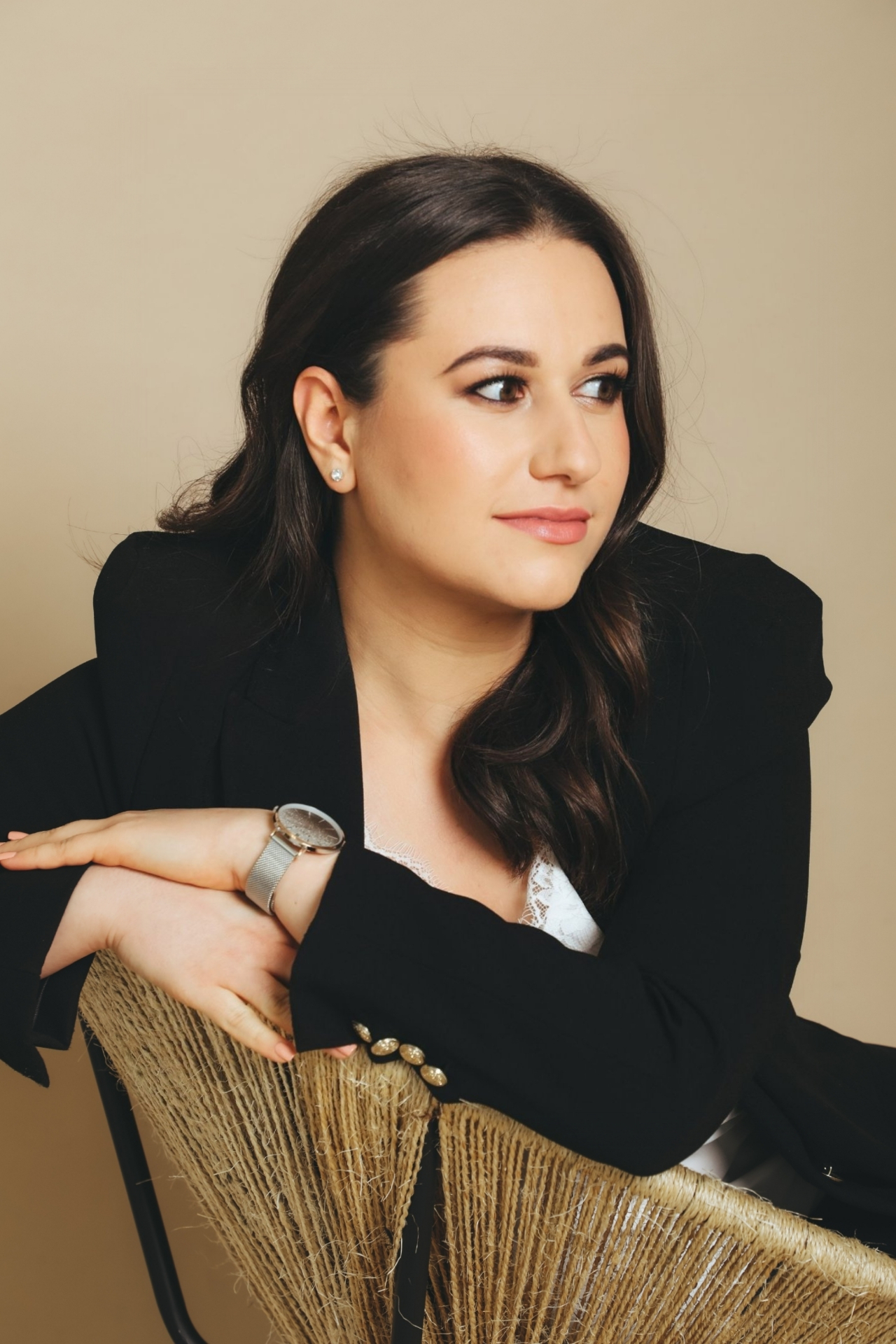 Anita Avdičová, portrét